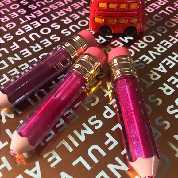 Set of 3 Lip Gloss Pencils - Purple and Pink - Picture 4 of 8